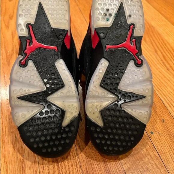 Jordan Jumpman MVP Black/University Red-White - Size 5.5 (Big Kids) - Picture 4 of 6